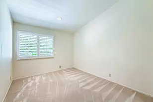 2805 Queens Way, Thousand Oaks, CA 91362 - Photo 14