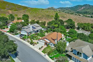 2805 Queens Way, Thousand Oaks, CA 91362 - Photo 26