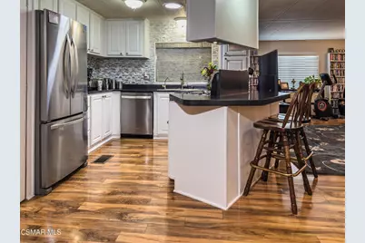 104 La Fortuna, Newbury Park, CA 91320 - Photo 18