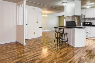 104 La Fortuna, Newbury Park, CA 91320 - Photo 28