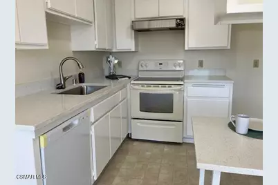 254 Sequoia Court #37, Thousand Oaks, CA 91360 - Photo 10