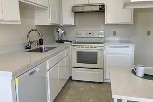 254 Sequoia Ct, Thousand Oaks, CA 91360 - Photo 10