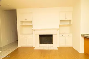 327 Savoy Ct, Oak Park, CA 91377 - Photo 10