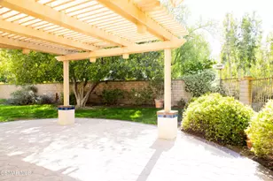 327 Savoy Ct, Oak Park, CA 91377 - Photo 40