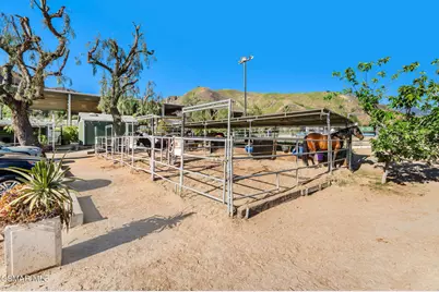 11270 Dominica Avenue, Lake View Terrace, CA 91342 - Photo 22