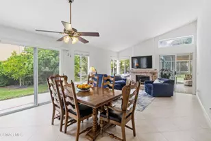 15497 Mallory Ct, Moorpark, CA 93021 - Photo 16