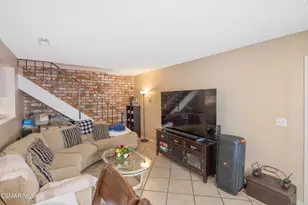 5957 Nelda St, Simi Valley, CA 93063 - Photo 4