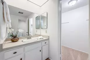 744 Woodlawn Dr, Thousand Oaks, CA 91360 - Photo 38