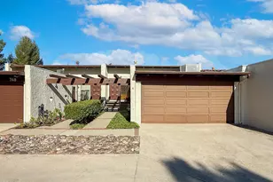 744 Woodlawn Dr, Thousand Oaks, CA 91360 - Photo 1