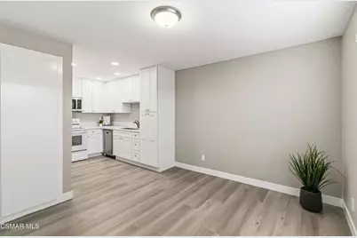 569 Spring Road #50, Moorpark, CA 93021 - Photo 14