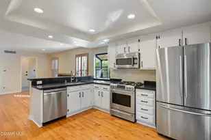 3831 Cottonwood Grove Trail, Calabasas, CA 91301 - Photo 22