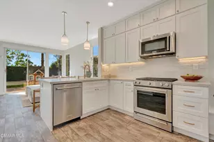 531 Shadow Ln, Simi Valley, CA 93065 - Photo 4