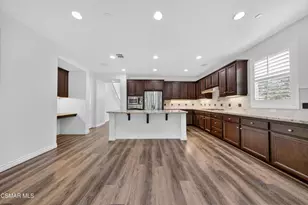 13907 Bear Fence Ct, Moorpark, CA 93021 - Photo 10