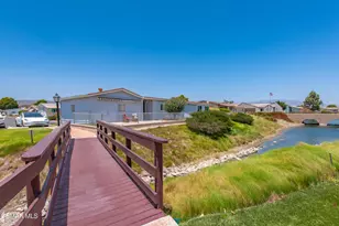 134 Poinsettia Gardens Dr, Ventura, CA 93004 - Photo 32