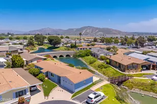 134 Poinsettia Gardens Dr, Ventura, CA 93004 - Photo 2
