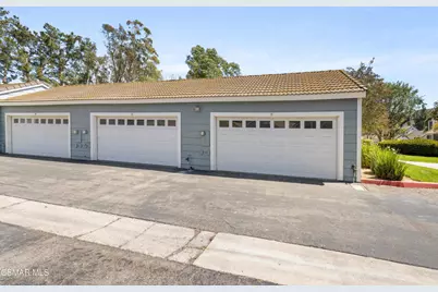 345 Jeremiah Drive #E, Simi Valley, CA 93065 - Photo 18