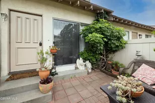 1258 Ramona Dr, Newbury Park, CA 91320 - Photo 2