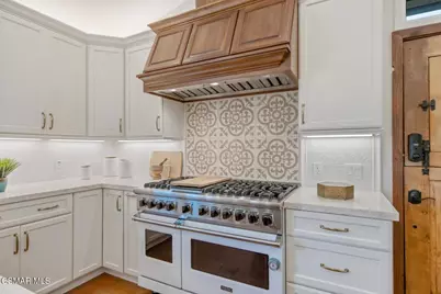 4255 Saddlecrest Lane, Westlake Village, CA 91361 - Photo 6
