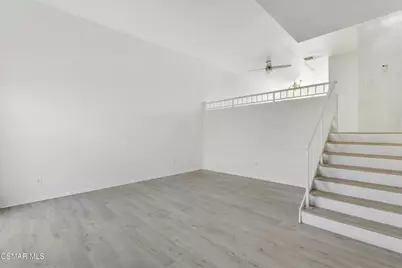 19545 Sherman Way #17, Reseda, CA 91335 - Photo 18
