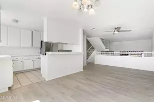 19545 Sherman Way, Reseda, CA 91335 - Photo 6