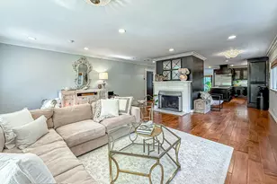 4332 Allott Ave, Sherman Oaks, CA 91423 - Photo 2