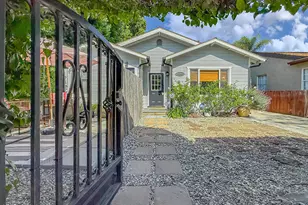 4332 Allott Ave, Sherman Oaks, CA 91423 - Photo 2