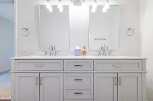 2085 Rayshire St, Thousand Oaks, CA 91362 - Photo 20
