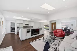 4121 Village 4, Camarillo, CA 93012 - Photo 4