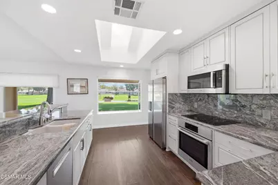 4121 Village 4, Camarillo, CA 93012 - Photo 10