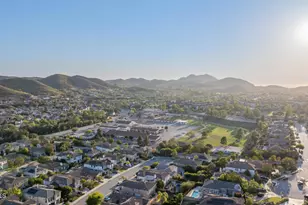 196 Via Rebecca, Newbury Park, CA 91320 - Photo 46