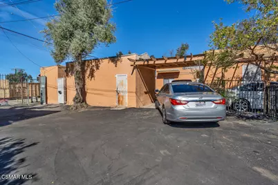 10741 San Fernando Road, Pacoima, CA 91331 - Photo 14