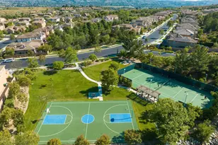 6845 Shadow Wood Dr, Moorpark, CA 93021 - Photo 92