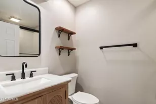 110 Via Katrina, Newbury Park, CA 91320 - Photo 18