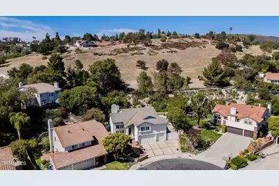 2099 Ralley Court, Thousand Oaks, CA 91362 - Photo 2