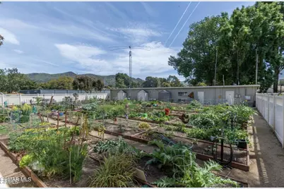 18129 Village 18, Camarillo, CA 93012 - Photo 34