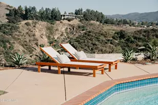 1884 Calle Salto, Thousand Oaks, CA 91360 - Photo 40