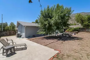 1102 Ayers Ave, Ojai, CA 93023 - Photo 24