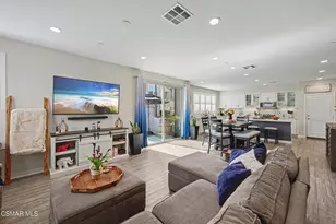1830 Poppy Dr, Simi Valley, CA 93065 - Photo 12