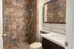 15652 Hillview Ln, Granada Hills, CA 91344 - Photo 18
