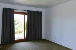 15652 Hillview Ln, Granada Hills, CA 91344 - Photo 22