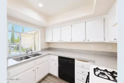 2762 Erringer Road #15, Simi Valley, CA 93065 - Photo 1