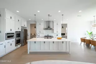 21242 Wild Flower Wy, Chatsworth, CA 91311 - Photo 10
