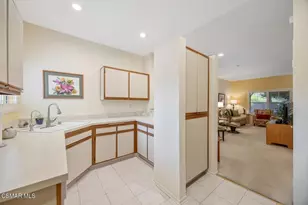 77 Via Colinas, Thousand Oaks, CA 91362 - Photo 12