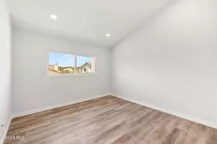 1215 Ramona Dr, Newbury Park, CA 91320 - Photo 22