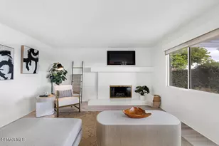 19364 Pauma Valley Dr, Porter Ranch, CA 91326 - Photo 20