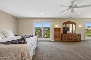 554 Lone Oak Dr, Thousand Oaks, CA 91362 - Photo 38