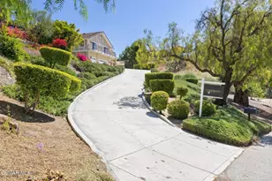 554 Lone Oak Dr, Thousand Oaks, CA 91362 - Photo 8