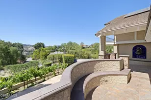554 Lone Oak Dr, Thousand Oaks, CA 91362 - Photo 12