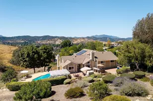 554 Lone Oak Dr, Thousand Oaks, CA 91362 - Photo 6