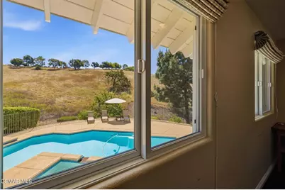 554 Lone Oak Drive, Thousand Oaks, CA 91362 - Photo 28
